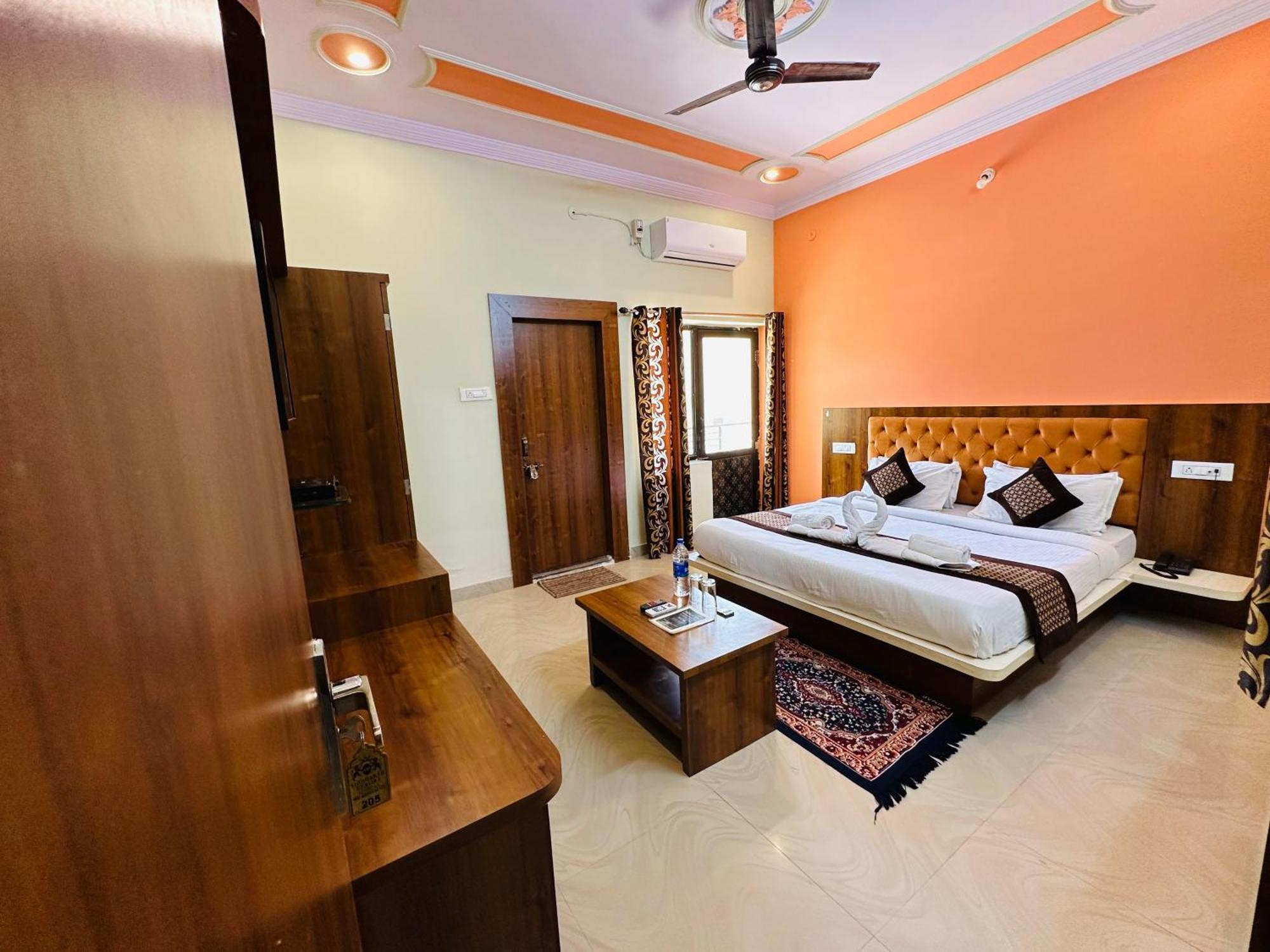 Siddarth Resort - Mountain View With Pool Pushkar Exterior photo